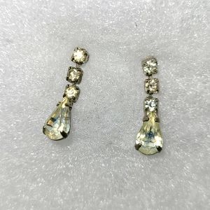 Vintage Crystal Rhinestone Teardrop Dangling Earrings with Silver-tone setting